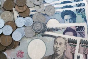 JPY - Japanese Yen (Ien Japonês)