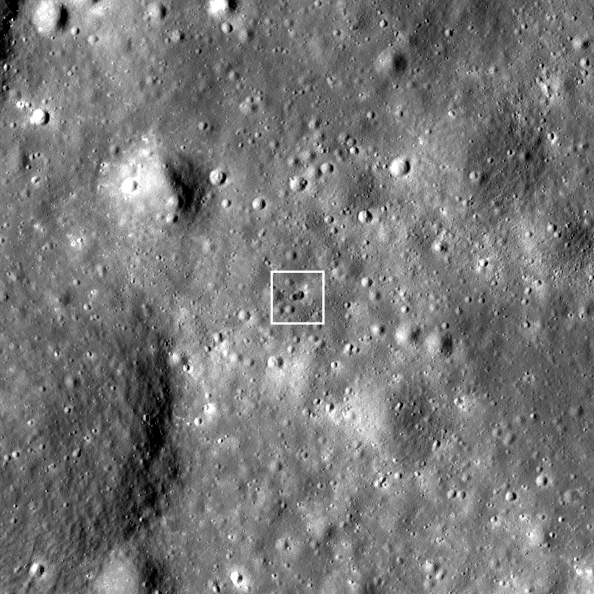Lunar Reconnaissance Orbiter Da NASA Avista Local De Impacto De Foguete