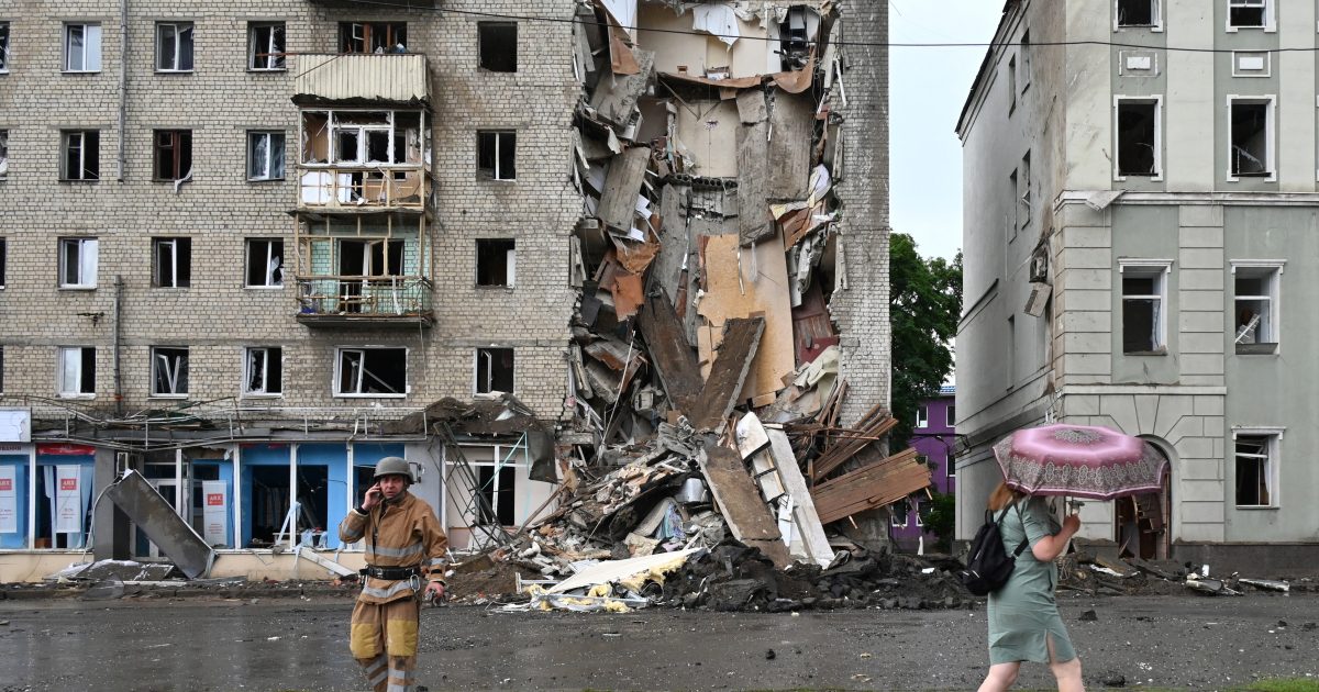 Líder de cidade ucraniana ocupada pela Rússia é morto por carro-bomba